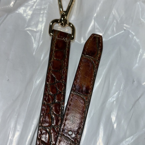 Michael Kors Brown Crocodile Replacement Adjustable Crossbody Strap - Picture 5 of 9